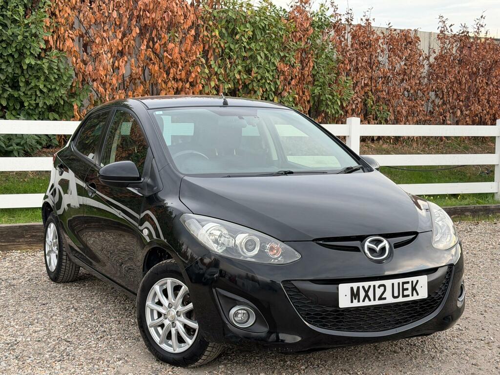 Mazda 2 Tamura Black