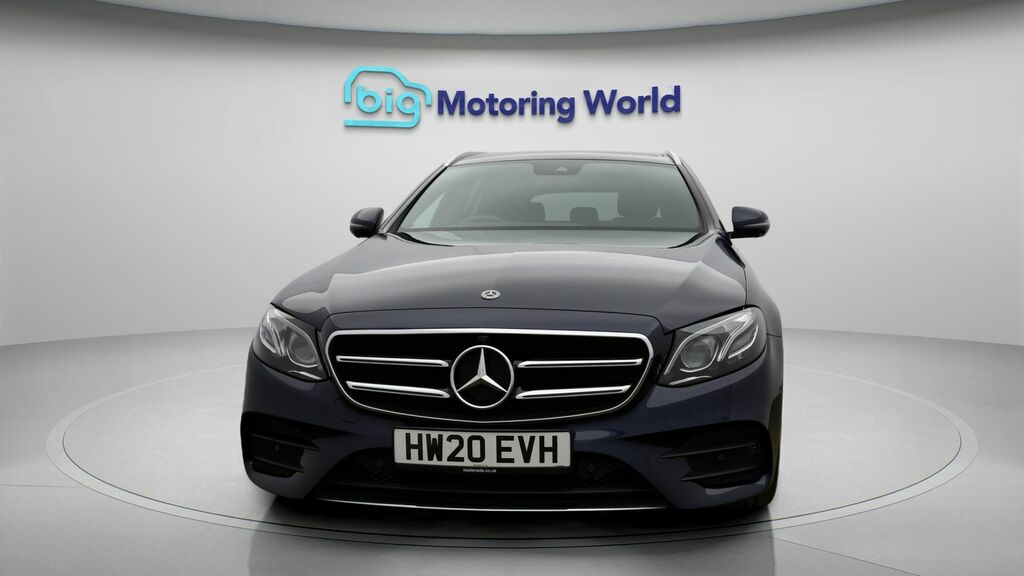 Mercedes-Benz E Class Amg Line Edition Blue #2