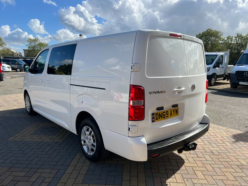 Vauxhall Vivaro 3100 Turbo D 120 L2h1 Sportive Double Cab 6 Seat C White #5