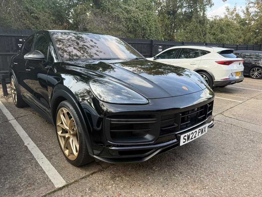 Porsche Cayenne Turbo Gt Black #2