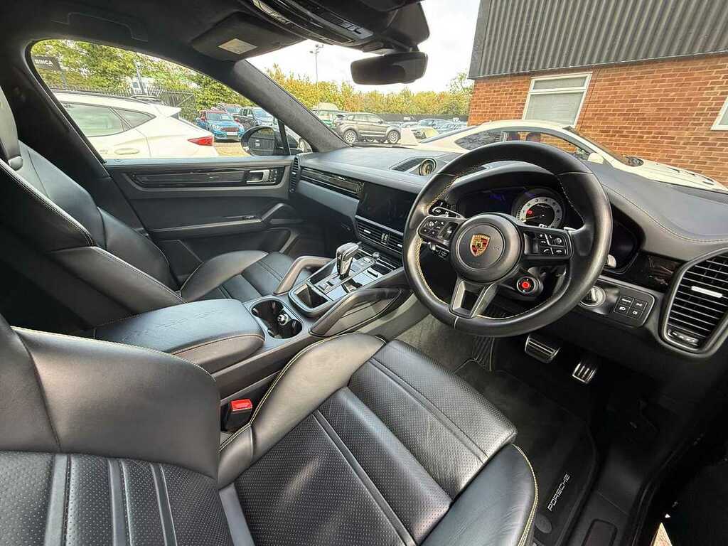 Porsche Cayenne Turbo Gt Black #3