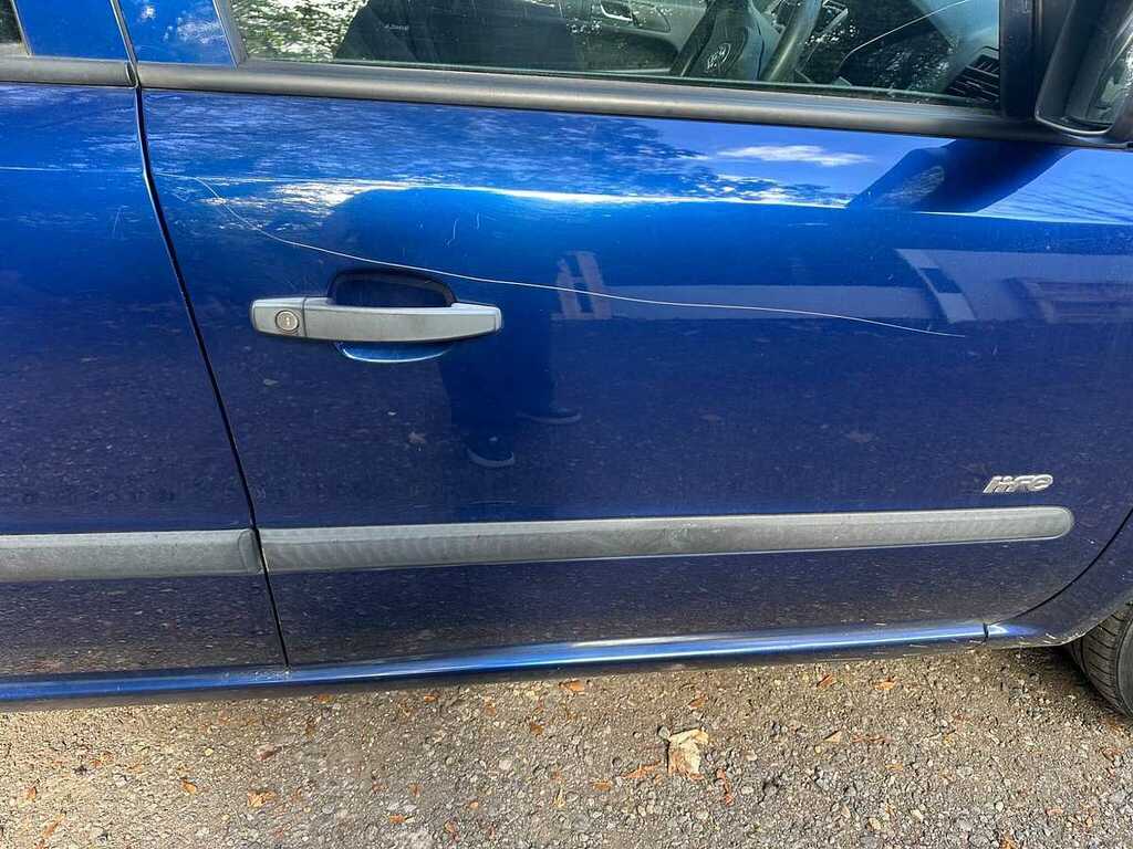 Vauxhall Zafira Life Blue #6