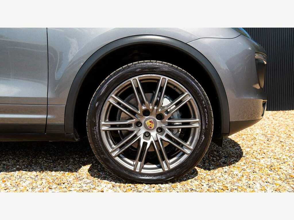 Porsche Cayenne 3.0 V6 E-hybrid S Platinum Edition Tiptronics 4Wd Silver #13