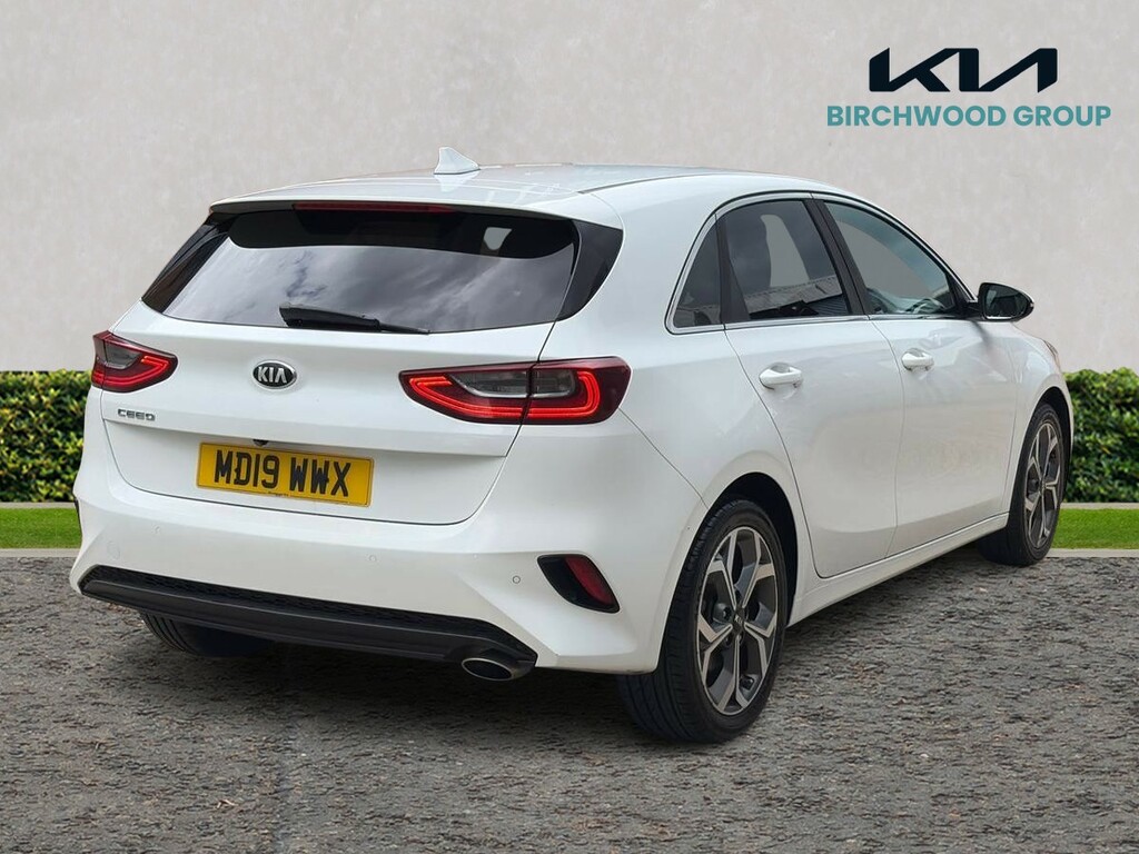 Kia Ceed 1.4T Gdi Isg 3 White #3
