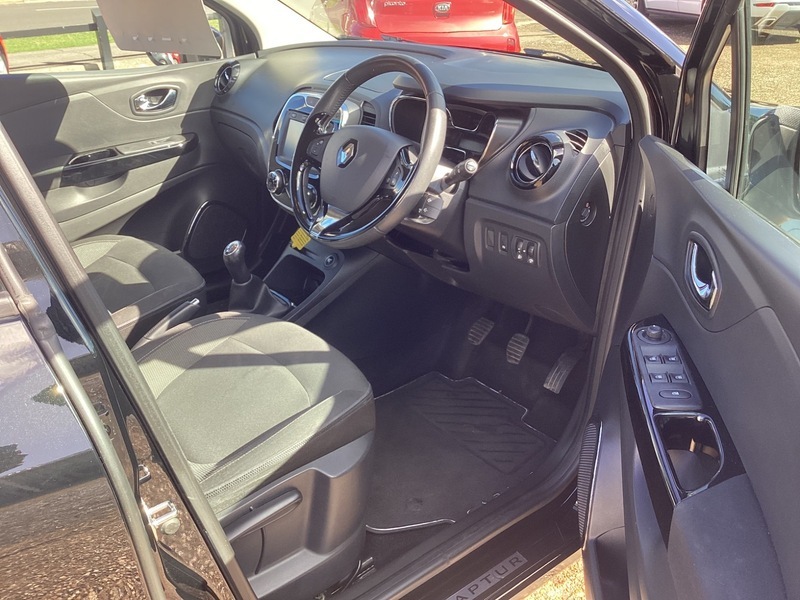 Renault Captur 1.5 Dci Energy Dynamique Black #6
