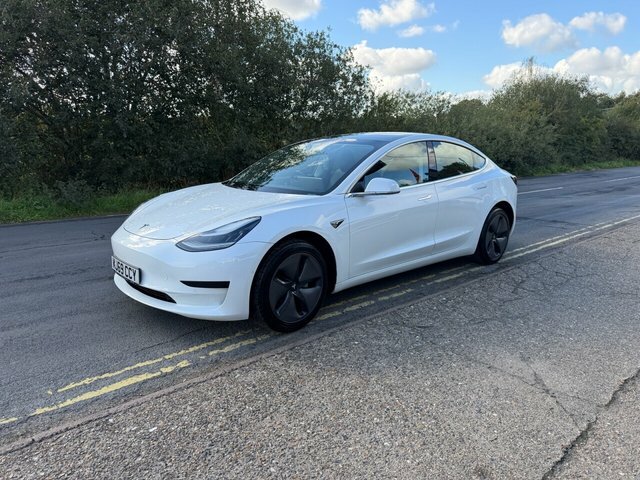 Tesla Model 3 Standard Range Plus Saloon Rwd White #4