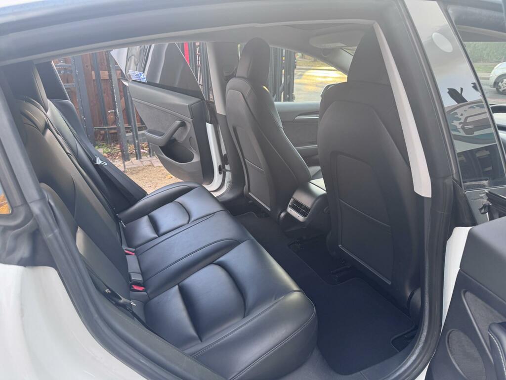 Tesla Model 3 Long Range White #18