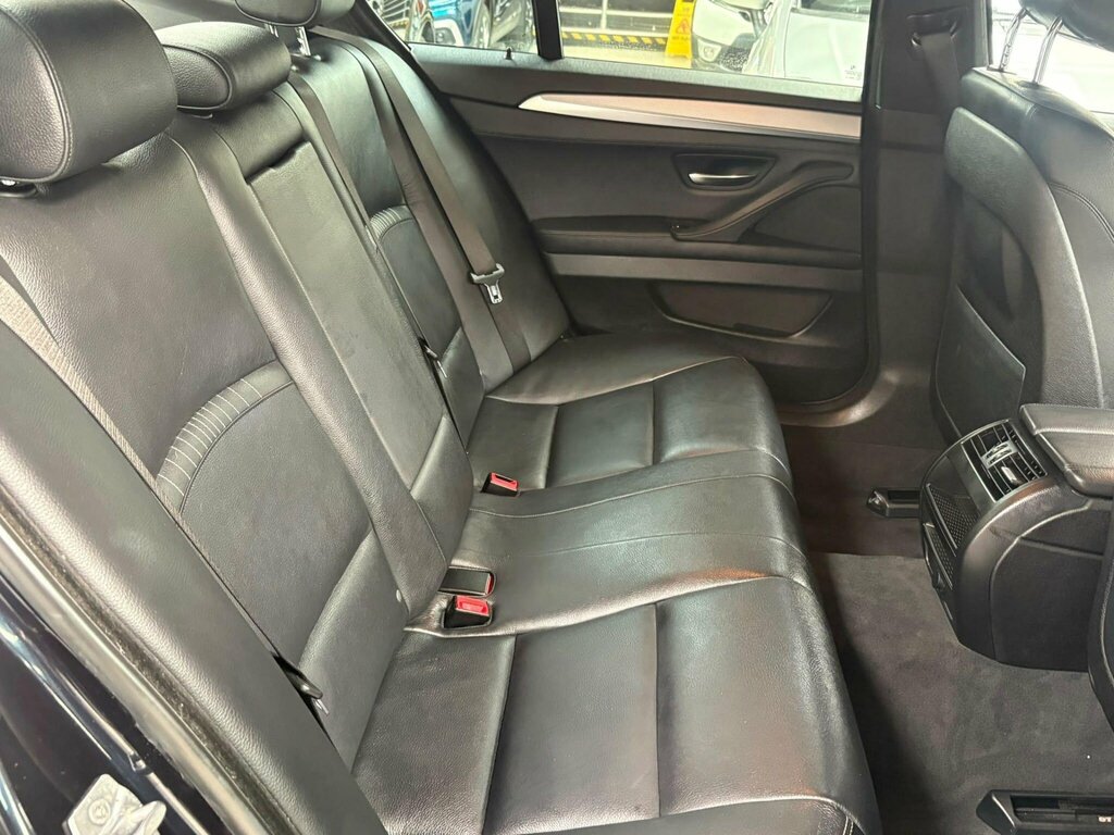 BMW 5 Series 520D Luxury Touring Blue #49