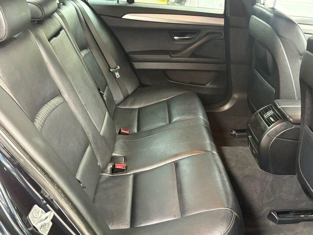 BMW 5 Series 520D Luxury Touring Blue #48
