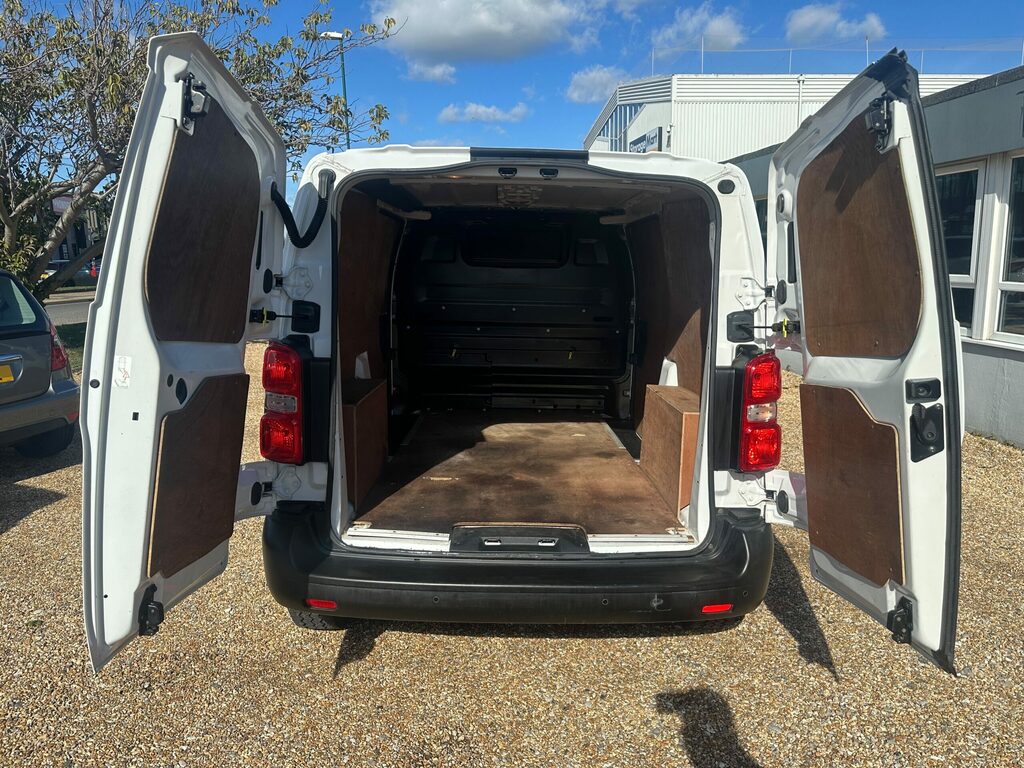 Citroen Dispatch 1400 2.0 Bluehdi 120 Van Enterprise #2