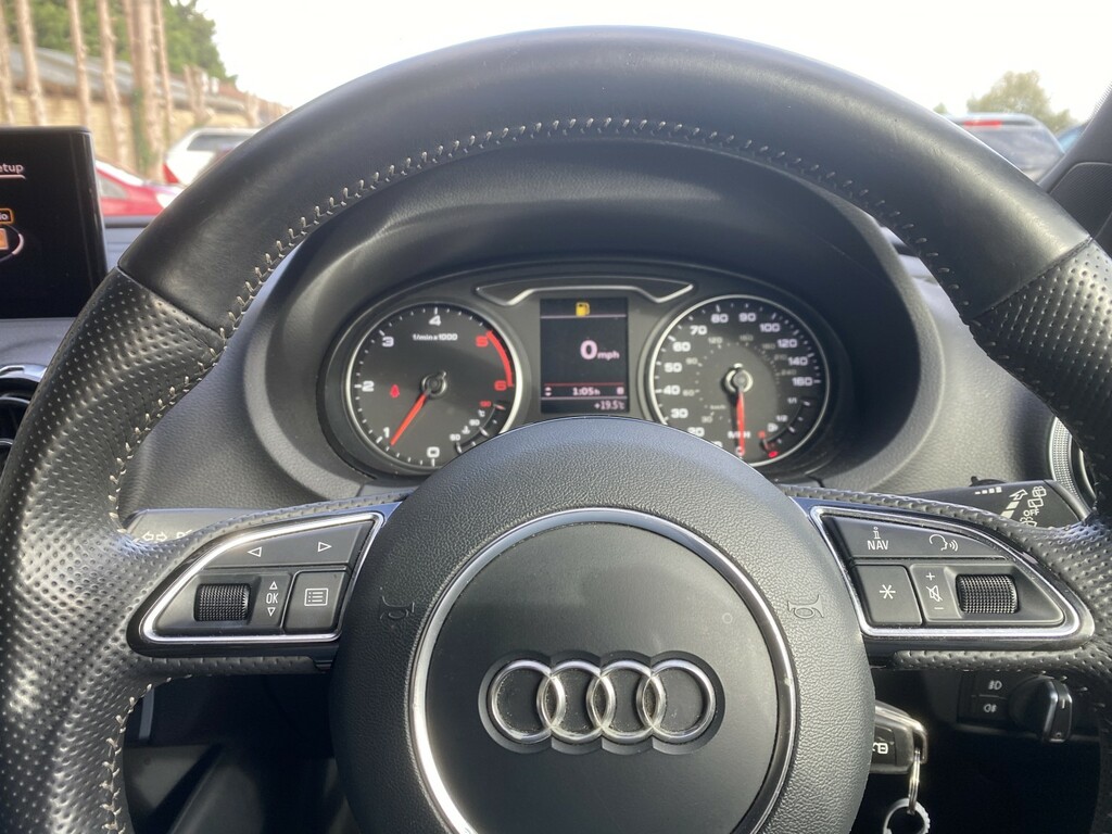 Audi A3 Hatchback 2.0 Tdi S Line 201414 LN14BDX Black #4