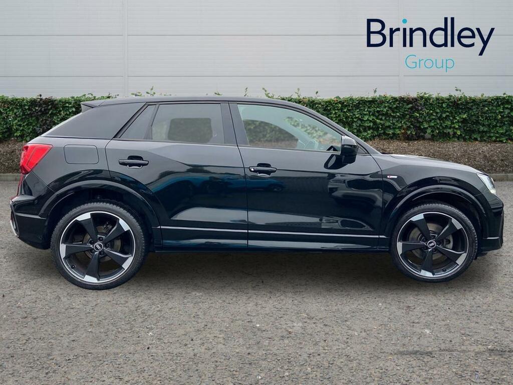 Audi Q2 1.5 Tfsi Cod 35 Black Edition Suv Manua Black #5