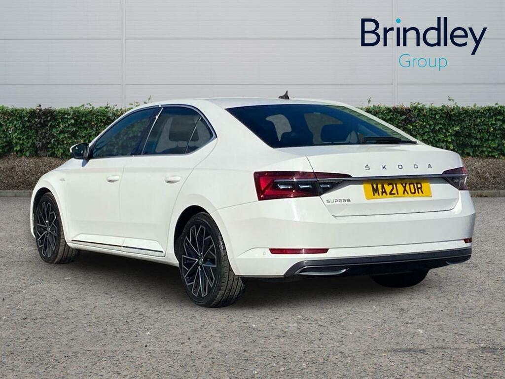 Skoda Superb 2.0 Tdi Laurin Klement Hatchback Dsg White #3