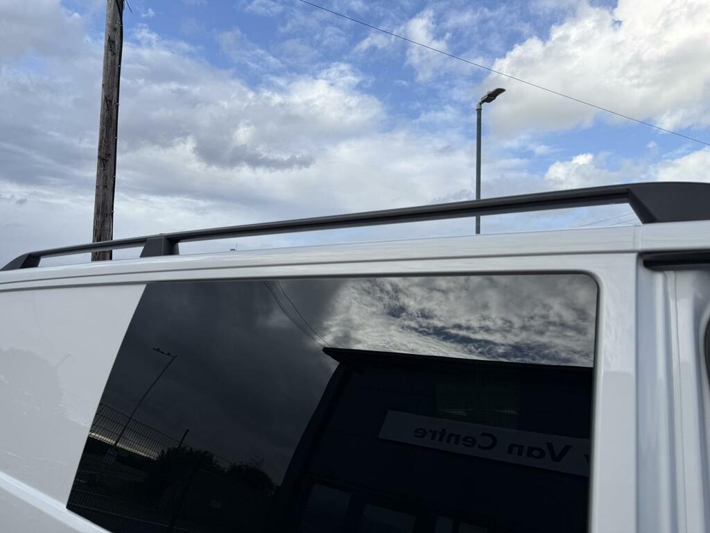 Volkswagen Transporter 2.0 Tdi 6 Seat Kombi Startline L White #6