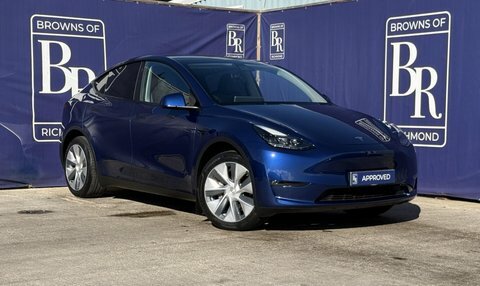 Tesla Model Y Dual Motor Long Blue