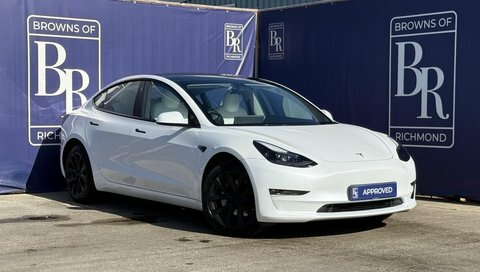 Tesla Model 3 Dual Motor Long White