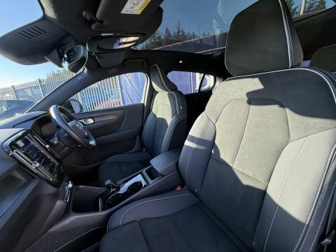 Volvo C40 Plus Silver #24