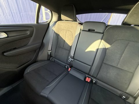 Volvo C40 Plus Silver #23