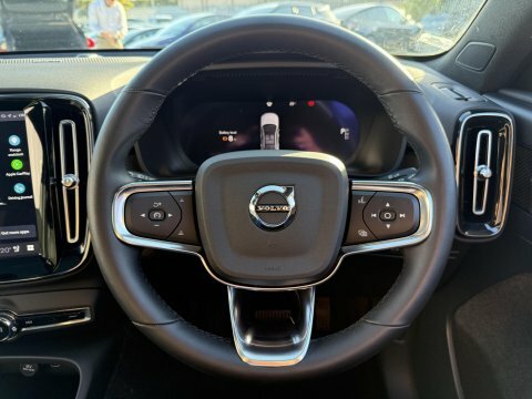 Volvo C40 Plus Silver #31
