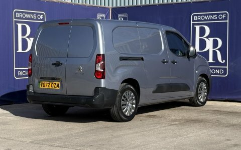 Peugeot E-Partner 750 50Kwh Professional Grey #4
