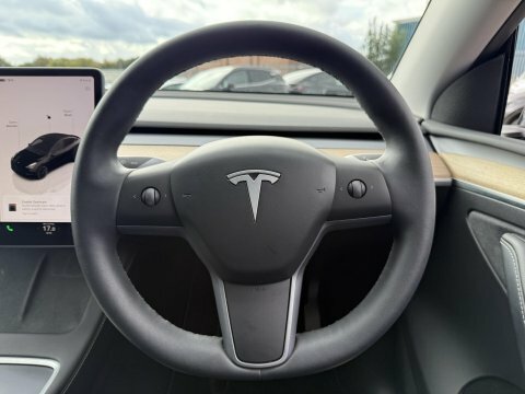 Tesla Model Y Long Range Awd White #27