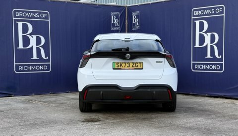 MG MG4 64Kwh Se Long White #5