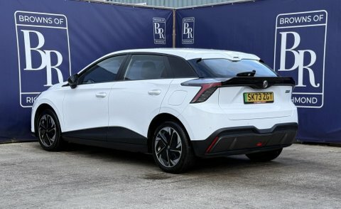MG MG4 64Kwh Se Long White #6
