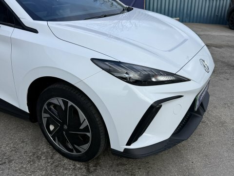 MG MG4 150Kw Trophy Ev Long Range 64Kwh Red #11
