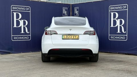 Tesla Model Y Dual Motor Long White #5