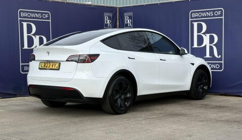 Tesla Model Y Dual Motor Long White #4