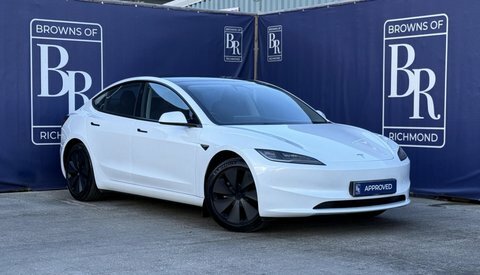 Tesla Model 3 Saloon 4dr Electric White