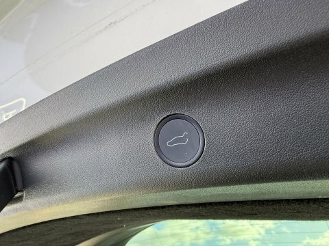 Tesla Model Y Dual Motor Long Range Suv 4Wde #18