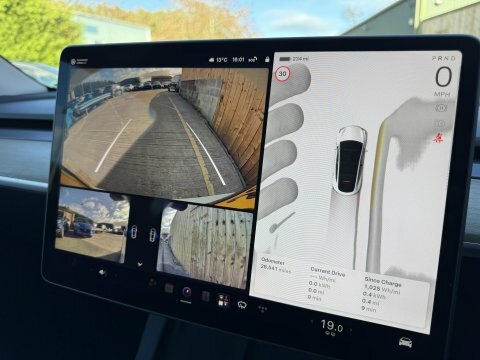Tesla Model Y Dual Motor Long Range Suv 4Wde #23