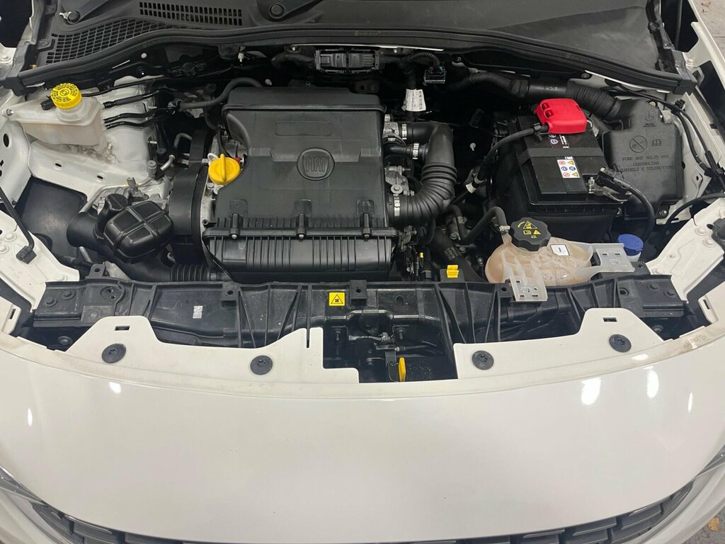 Fiat Tipo 1.4 Easy White #31