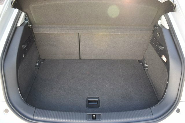 Audi A1 1.6 Tdi Se Euro 5 Ss Black #20
