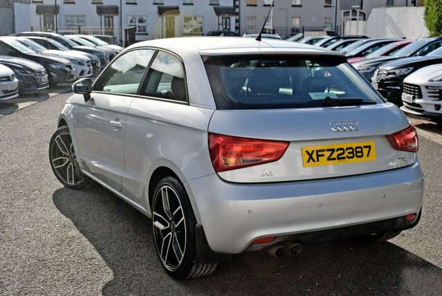 Audi A1 1.6 Tdi Se Euro 5 Ss Black #9