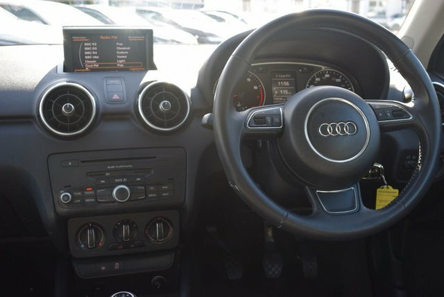 Audi A1 1.6 Tdi Se Euro 5 Ss Black #24