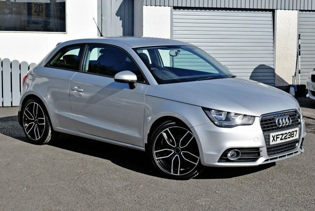 Audi A1 1.6 Tdi Se Euro 5 Ss Black #3