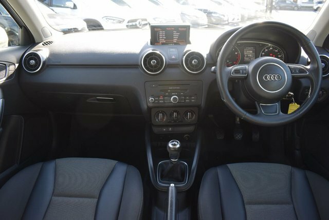 Audi A1 1.6 Tdi Se Euro 5 Ss Black #23