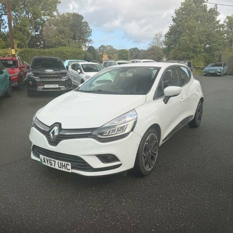 Renault Clio 1.2 Tce Signature Nav - 2017 67 White #2