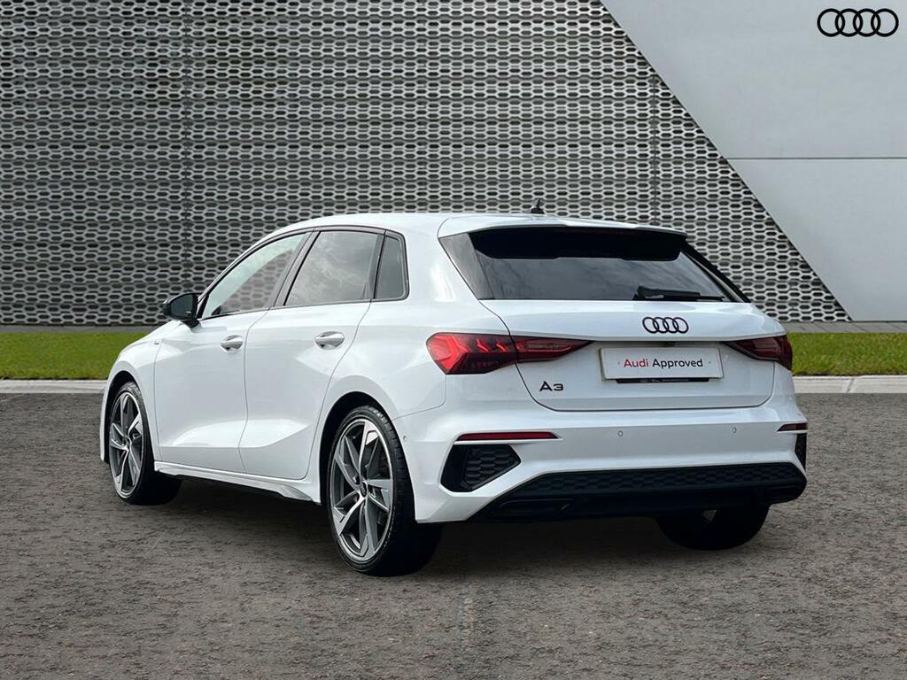 Audi A3 1.5 Tfsi 35 Black Edition Sportback S Tronic Euro White #2