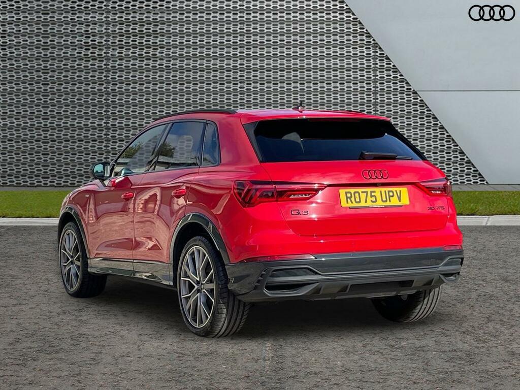 Audi Q3 Black Edition 35 Tfsi 150 Ps S Tronic Red #3
