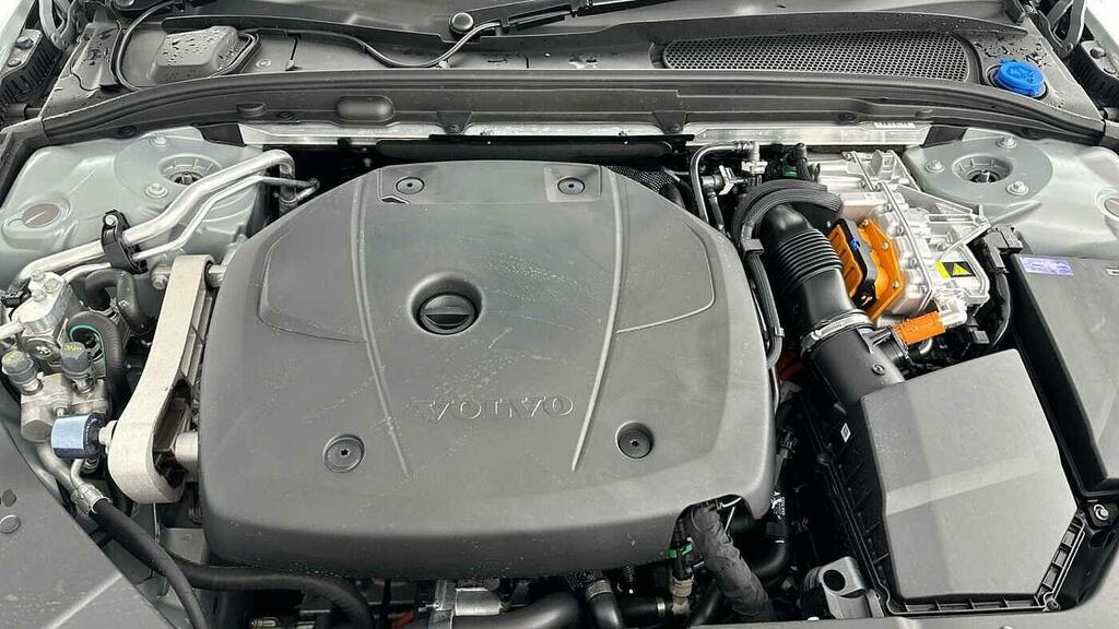 Volvo V60 2.0 T6 350 Phev Plus Dark Awd Green #14