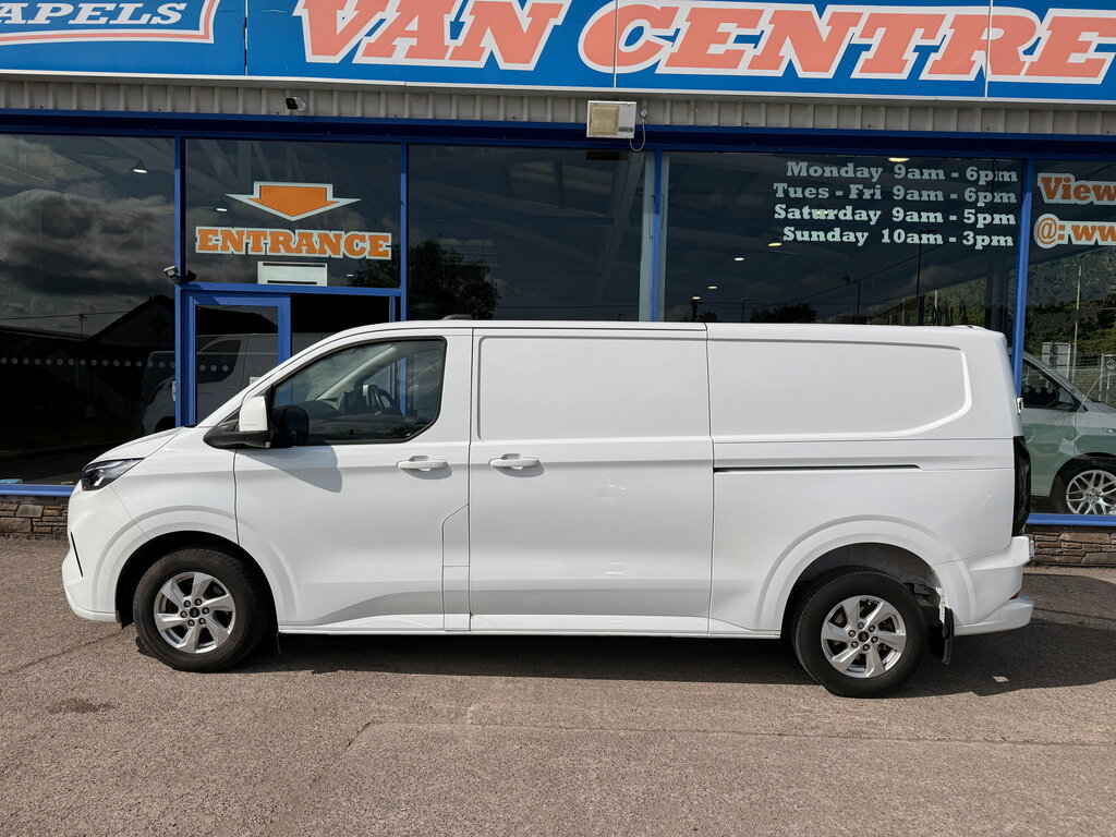 Ford Transit Custom 2.0 300 Ecoblue Limited Panel Van Manua White #3