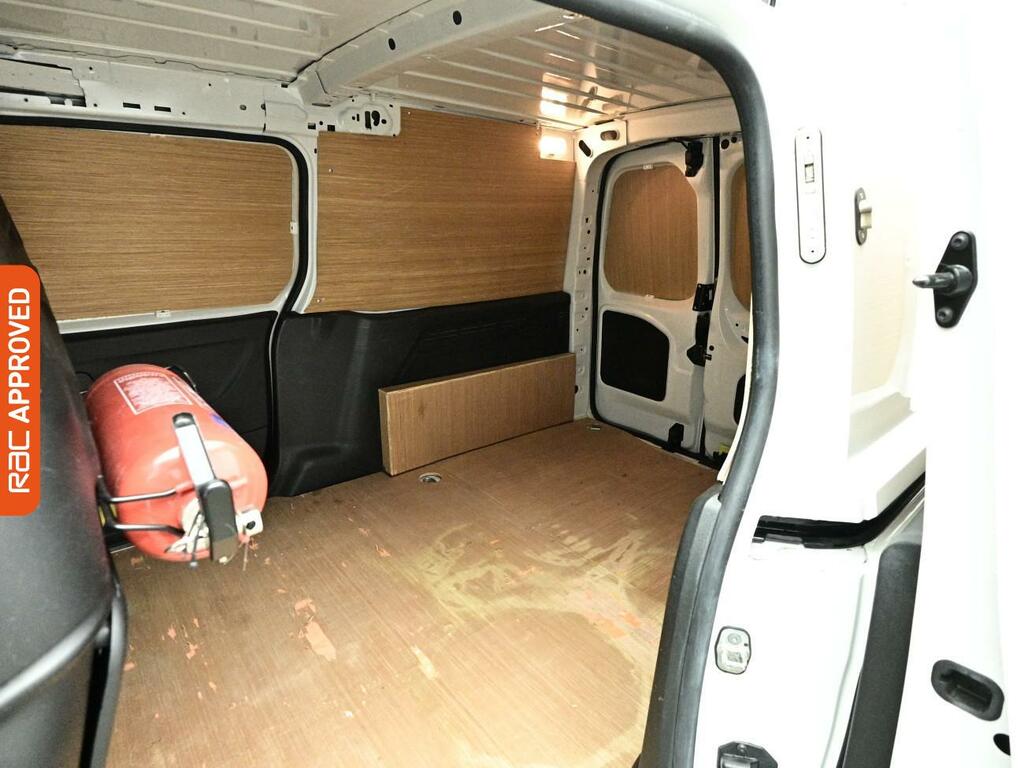 Vauxhall Combo 1.5 Turbo D 2300 Sportive Panel Van Man White #3