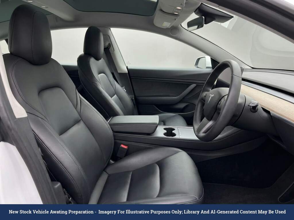 Tesla Model 3 Dual Motor Long Range Saloon 4 White #3