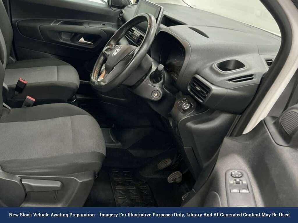 Vauxhall Combo 1.5 Turbo D 2000 Elite Panel Van White