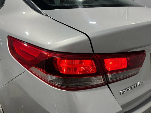 Kia Optima Crdi 2 Saloon Silver #6