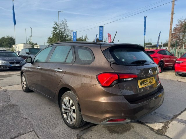 Fiat Tipo Multijetii Easy Plus Estate Brown #3