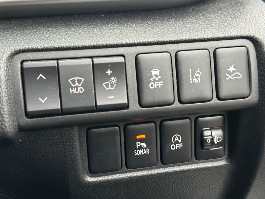 Mitsubishi Eclipse Cross Suv Silver #16